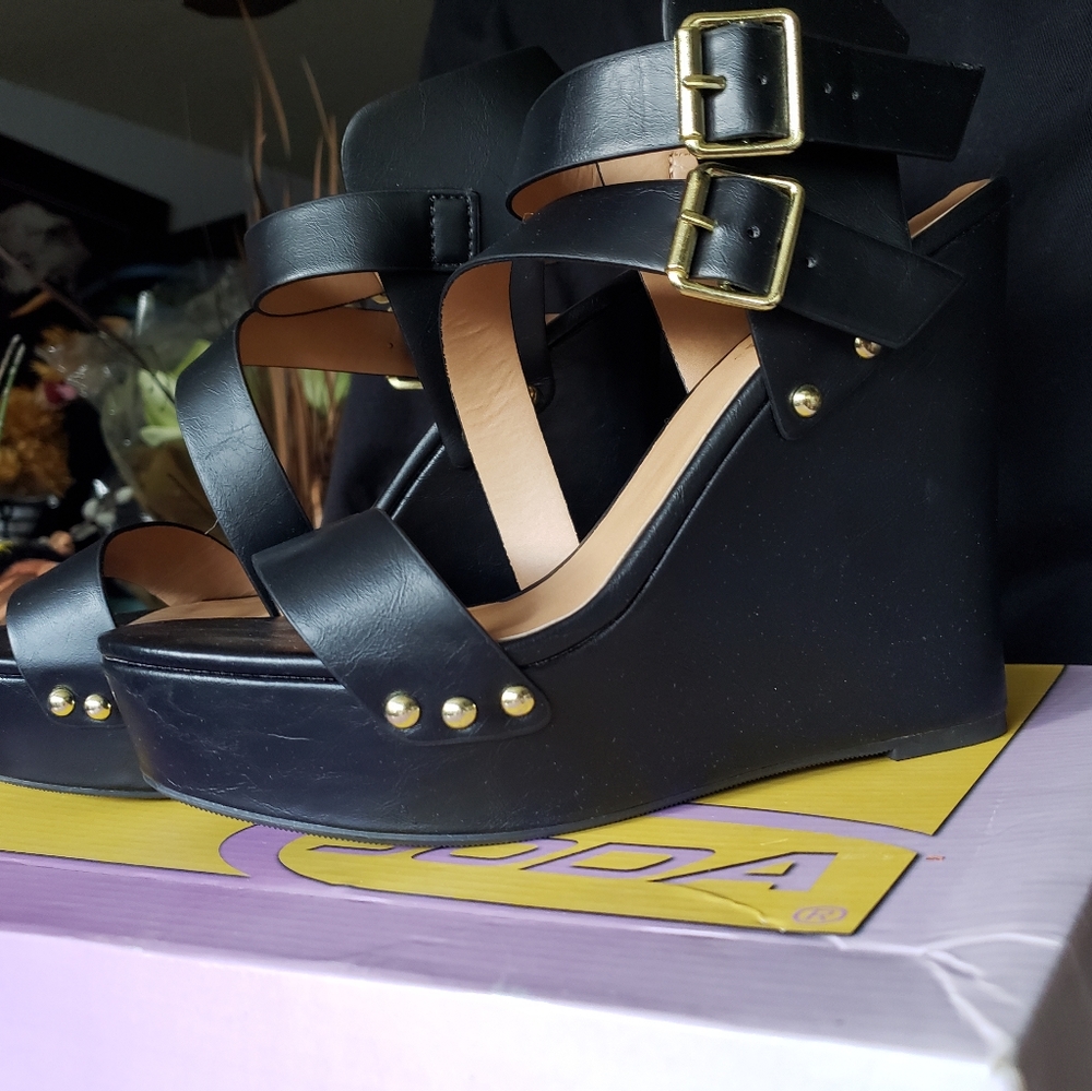 Soda shoes
